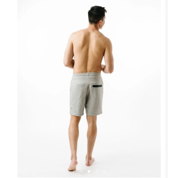 New Zyia Men's Gray Track Sport Jogger Short 7" Size Large - Picture 3 of 10